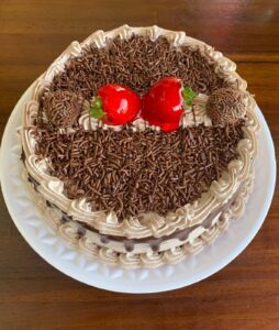 BRIGADEIRO COM MORANGO